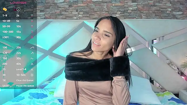 Snapshot of sophie_pariss chatting on 18, 3, 2026 sophie pariss online show from 18, 3, 2026