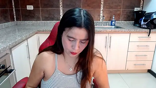 Snapshot of Heidy_Wells chatting on 16, 2, 2026 Heidy Wells online show from 16, 2, 2026