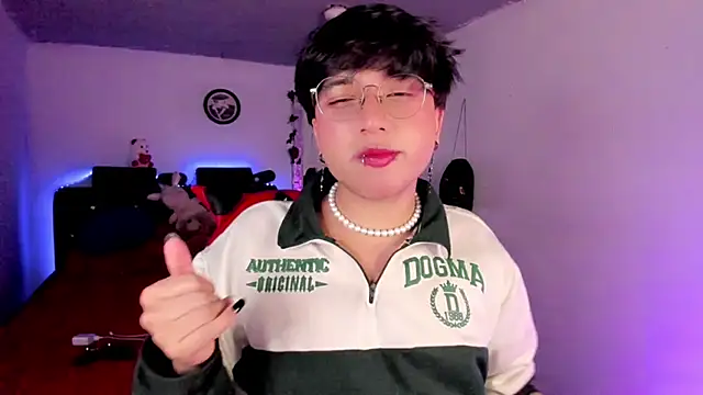 AnggelONfiree online show from 11, 6, 2026