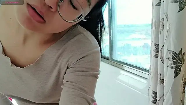 Snapshot of luoxuwen chatting on 15, 12, 2024 luoxuwen online show from 15, 12, 2024
