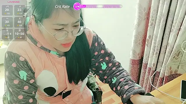 Snapshot of luoxuwen chatting on 21, 1, 2025 luoxuwen online show from 21, 1, 2025