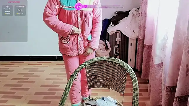 Snapshot of luoxuwen chatting on 1, 2, 2025 luoxuwen online show from 1, 2, 2025