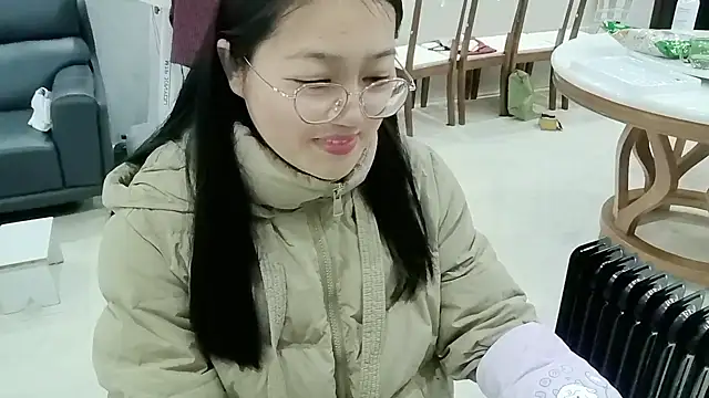 Snapshot of luoxuwen chatting on 20, 2, 2025 luoxuwen online show from 20, 2, 2025