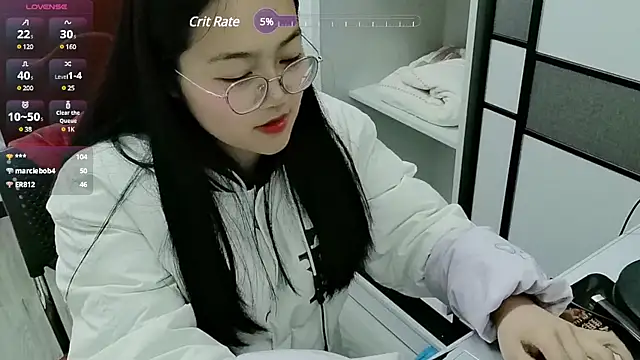 Snapshot of luoxuwen chatting on 11, 3, 2025 luoxuwen online show from 11, 3, 2025