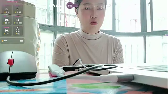 Snapshot of luoxuwen chatting on 2, 11, 2025 luoxuwen online show from 2, 11, 2025