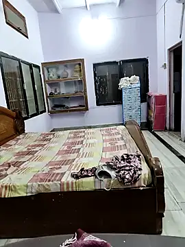 Snapshot of priya_sharma02 chatting on 19, 10, 2025 priya sharma02 online show from 19, 10, 2025