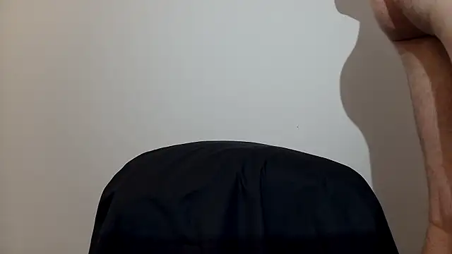 VariantHalf93 online show from 8, 9, 2025