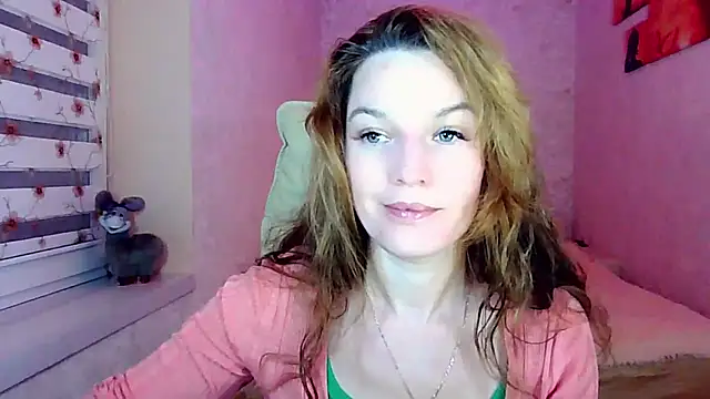 Snapshot of impossibleluna chatting on 29, 9, 2025 impossibleluna online show from 29, 9, 2025