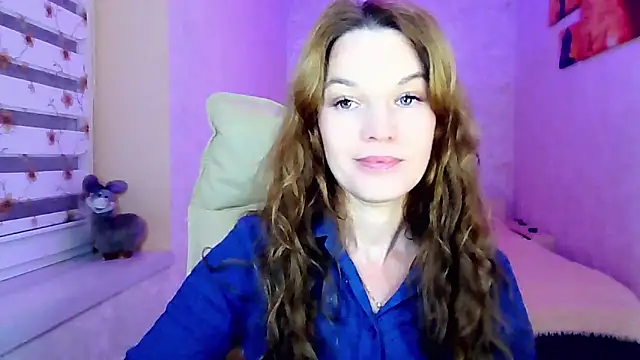 Snapshot of impossibleluna chatting on 2, 10, 2025 impossibleluna online show from 2, 10, 2025