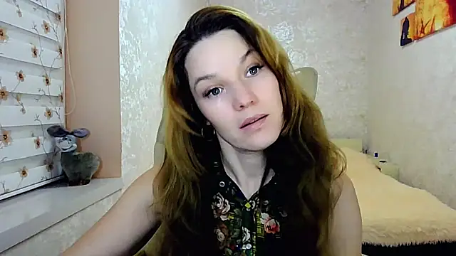 Snapshot of impossibleluna chatting on 14, 11, 2025 impossibleluna online show from 14, 11, 2025