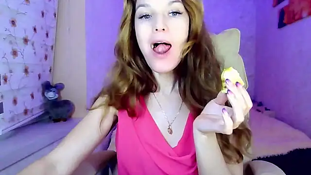 Snapshot of impossibleluna chatting on 13, 12, 2025 impossibleluna online show from 13, 12, 2025