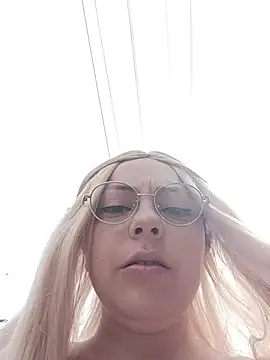 madelaine- online show from 17, 3, 2026