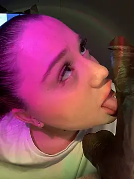 Snapshot of DaisyBooom chatting on 23, 2, 2025 DaisyBooom online show from 23, 2, 2025