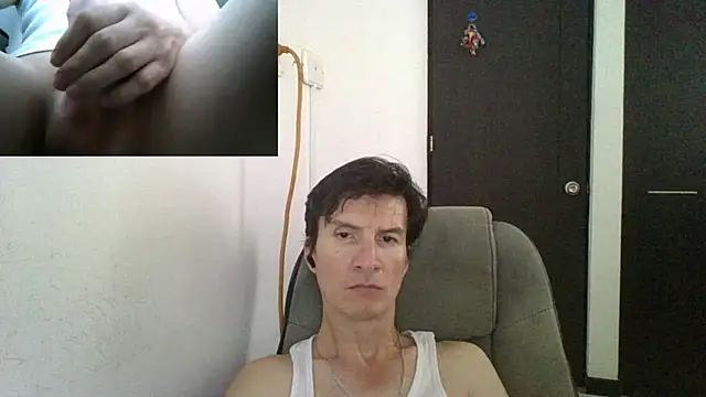Snapshot of fieryloves chatting on 17, 12, 2024 fieryloves online show from 17, 12, 2024