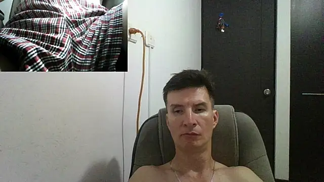 Snapshot of fieryloves chatting on 19, 12, 2024 fieryloves online show from 19, 12, 2024
