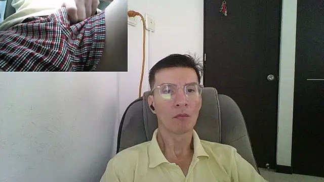 Snapshot of fieryloves chatting on 19, 12, 2024 fieryloves online show from 19, 12, 2024