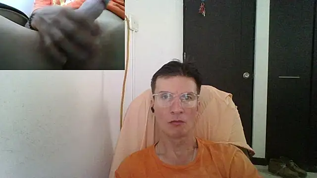 Snapshot of fieryloves chatting on 28, 12, 2024 fieryloves online show from 28, 12, 2024