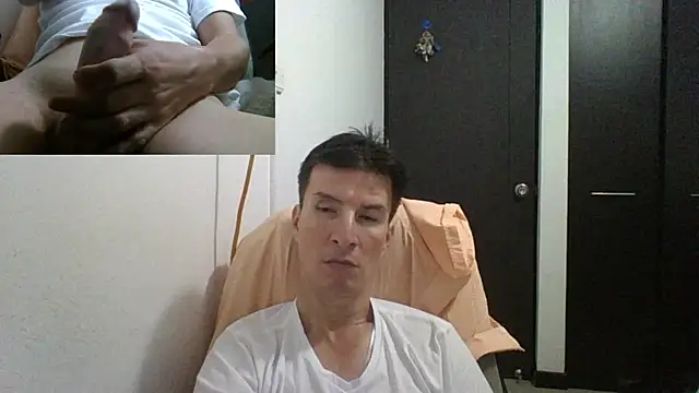 Snapshot of fieryloves chatting on 1, 1, 2025 fieryloves online show from 1, 1, 2025