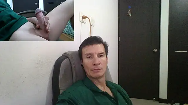 Snapshot of fieryloves chatting on 21, 3, 2025 fieryloves online show from 21, 3, 2025