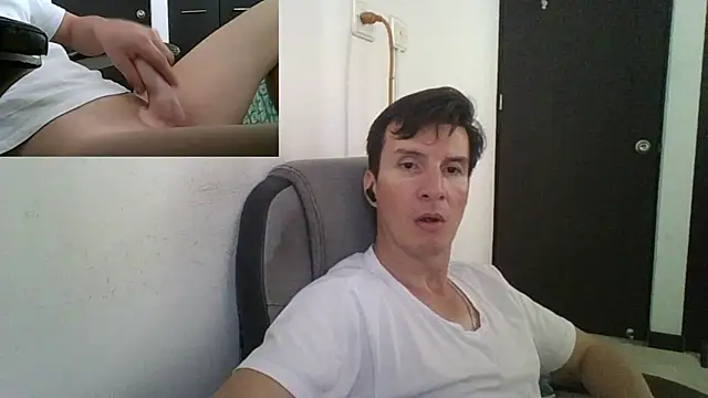 Snapshot of fieryloves chatting on 22, 3, 2025 fieryloves online show from 22, 3, 2025