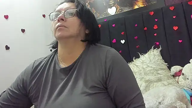 Evaaross 2345 online show from 16, 5, 2026
