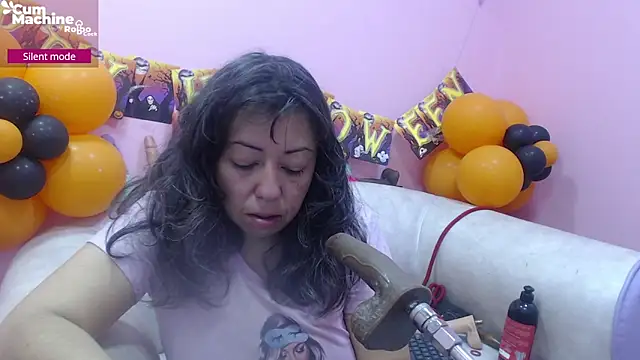 Snapshot of Drool_Sucker chatting on 29, 10, 2025 Drool Sucker online show from 29, 10, 2025