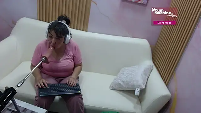 Drool Sucker online show from 16, 5, 2026