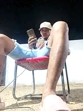 brattcumhot  online show from 24, 12, 2024