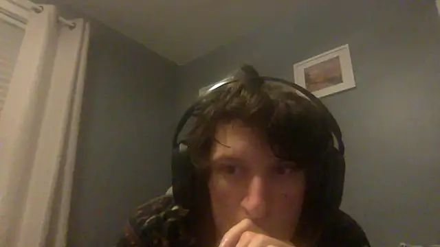 Snapshot of KittingGrappler chatting on 25, 11, 2025 KittingGrappler online show from 25, 11, 2025