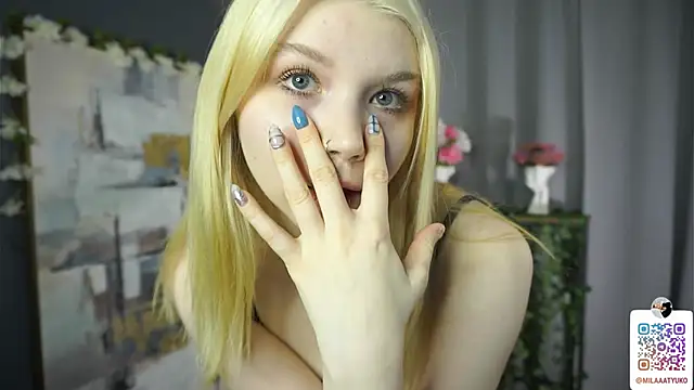Snapshot of DaisyElmers chatting on 21, 2, 2025 DaisyElmers online show from 21, 2, 2025