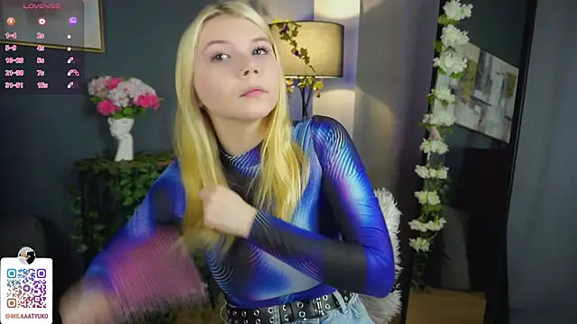 Snapshot of DaisyElmers chatting on 21, 3, 2025 DaisyElmers online show from 21, 3, 2025