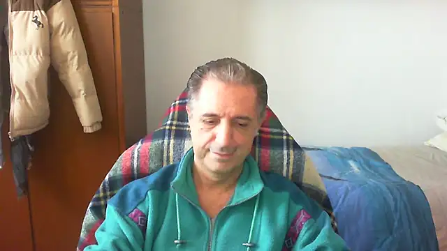 Snapshot of lliuk70mi chatting on 27, 3, 2026 lliuk70mi online show from 27, 3, 2026