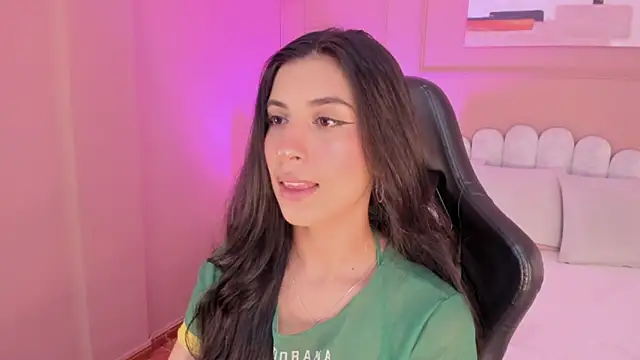 zia cooper online show from 19, 11, 2025