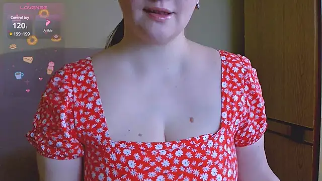 Snapshot of ChubbyMaia chatting on 13, 3, 2025 ChubbyMaia online show from 13, 3, 2025