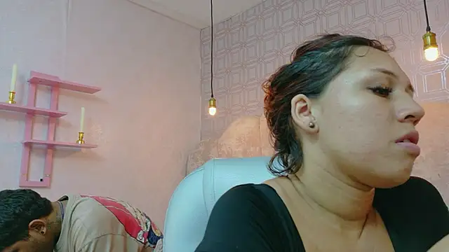 Snapshot of Annyeli chatting on 10, 11, 2025 Annyeli online show from 10, 11, 2025