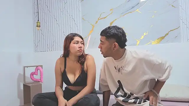 Snapshot of Annyeli chatting on 25, 11, 2025 Annyeli online show from 25, 11, 2025