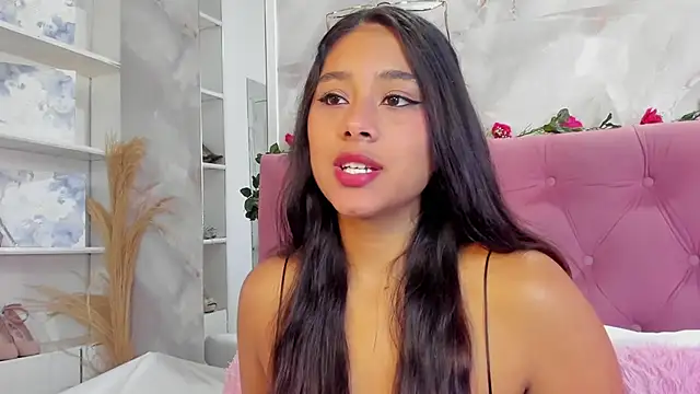 Snapshot of AnnaQueen_ chatting on 18, 10, 2025 AnnaQueen online show from 18, 10, 2025