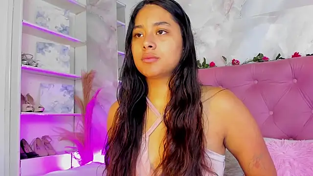 Snapshot of AnnaQueen_ chatting on 27, 10, 2025 AnnaQueen online show from 27, 10, 2025