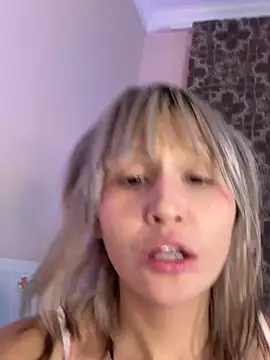 bigbabykiki online show from 30, 10, 2025