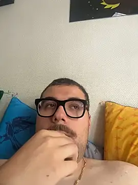Snapshot of Gartengolem chatting on 17, 7, 2026 Gartengolem online show from 17, 7, 2026