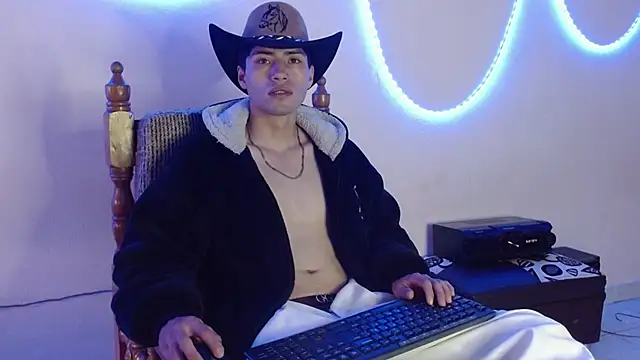 nolanjay  online show from 14, 2, 2025