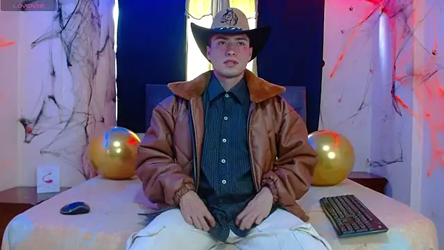 nolanjay  online show from 10, 10, 2025