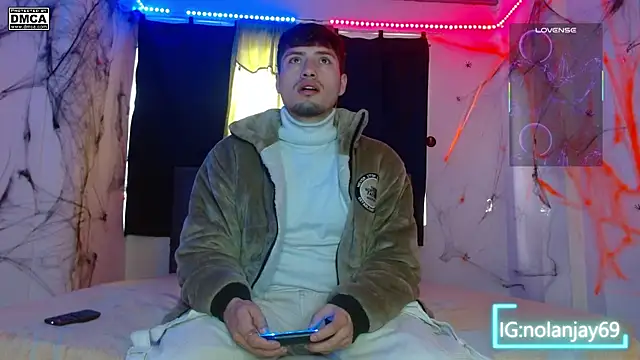 nolanjay  online show from 16, 10, 2025