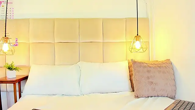 LinaGlam online show from 23, 12, 2024