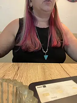 Popinasq online show from 25, 10, 2025