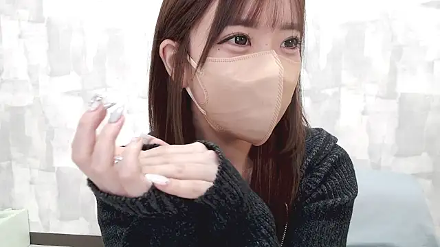 LOVE MOMO LOVE online show from 1, 10, 2025