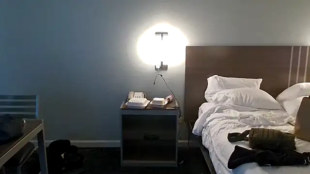 EatMyCake831 online show from 30, 1, 2025