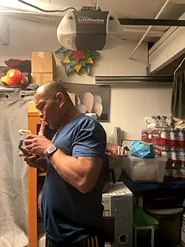 EatMyCake831 online show from 28, 9, 2025