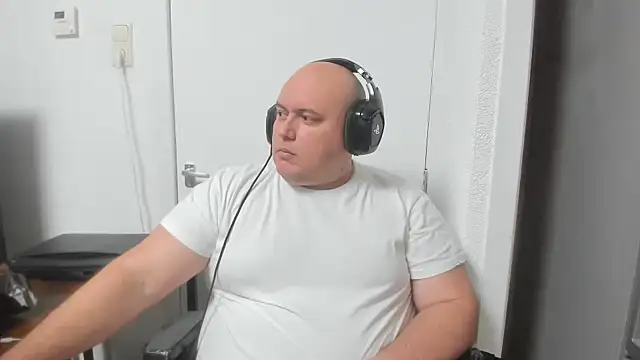 BigromeoXX online show from 27, 12, 2024