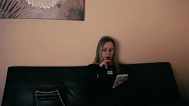  Nicole new online show from 21, 3, 2026